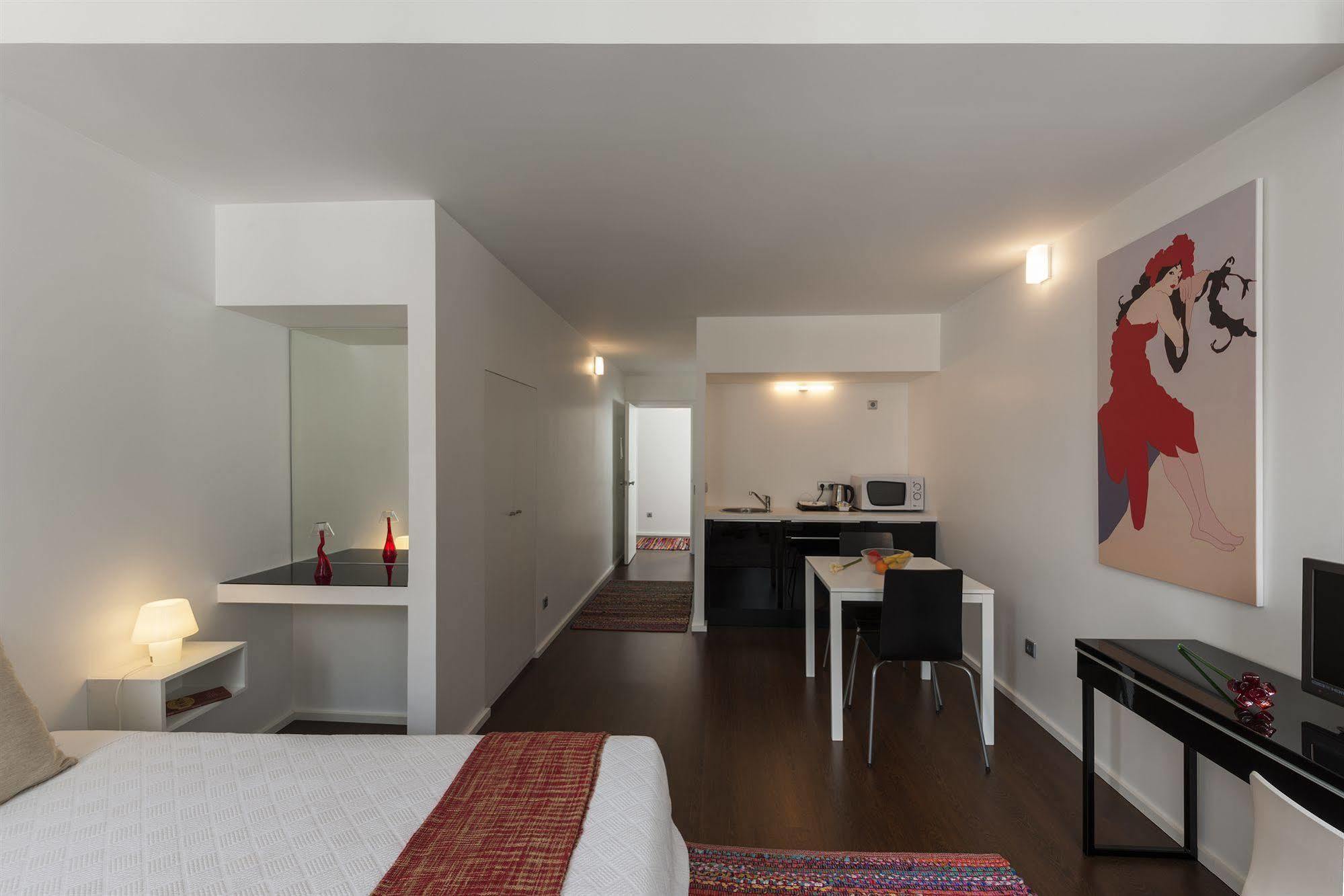 Fine Arts Studios By Olala Homes Porto Exterior photo